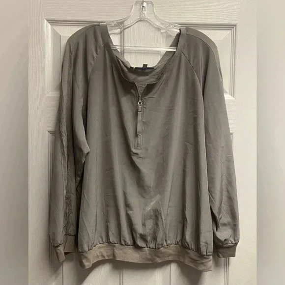 Jennifer Lopez Tops - Jennifer Lopez Long Sleeve Quarter Zip Pullover Size XL